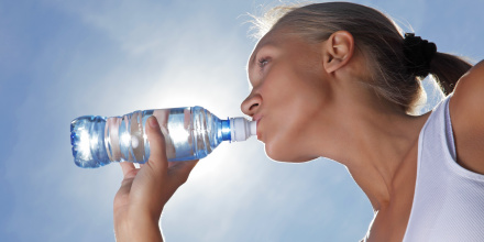 Santé : quelle quantité d'eau boire chaque jour pour être bien hydraté ?